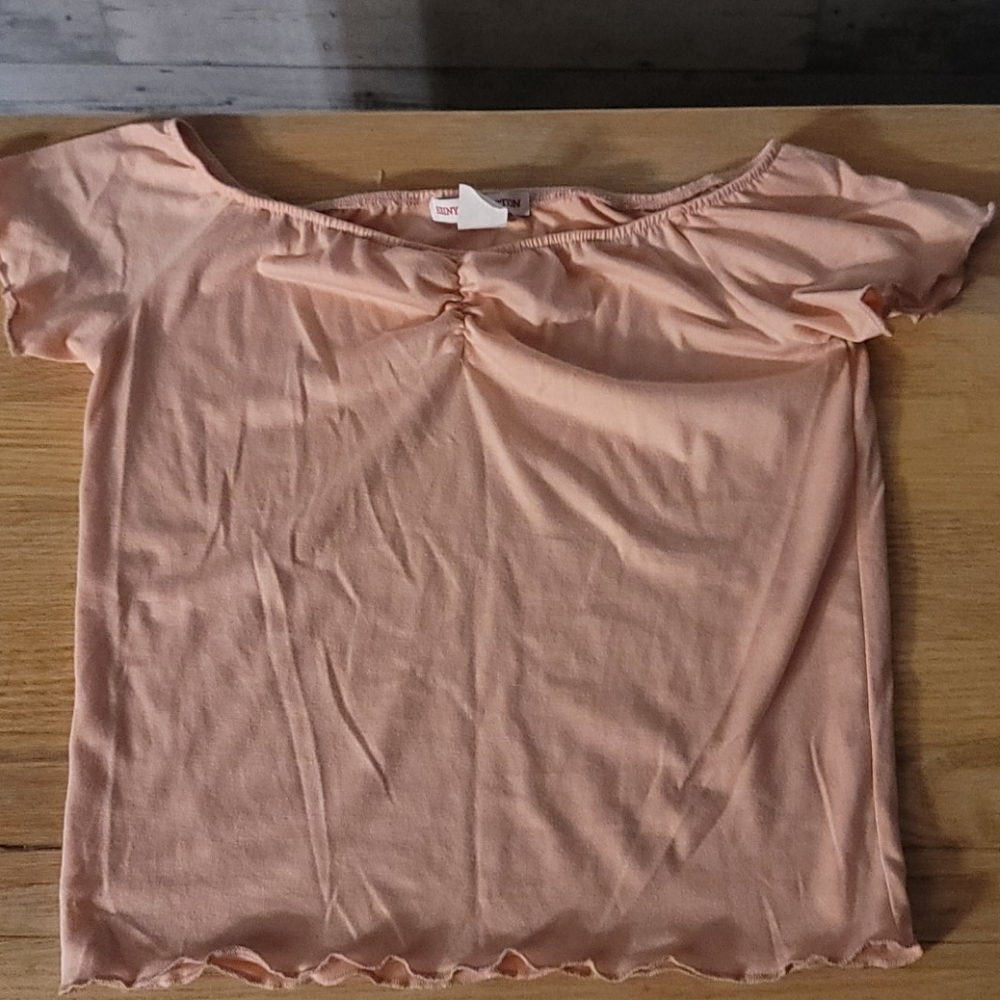pink crop top